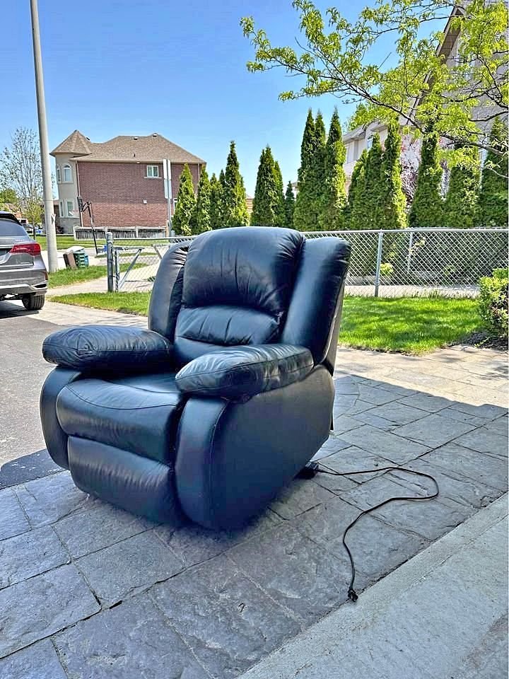 Single Leather Recliner Chair